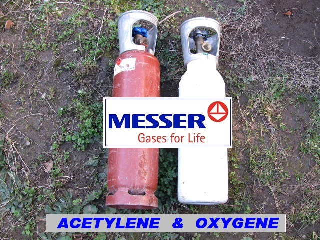 Bouteilles vides oxygene et acetylene MESSER 800 L (vente sur place)