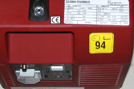 Groupe électrogène - COLEMAN 1450w - 220V mono et 12v - 4 Temps Essence – Image 4